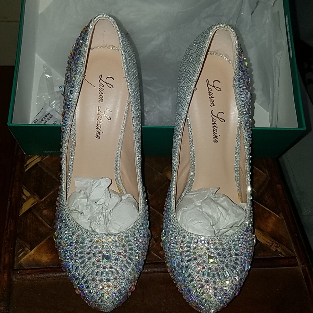 Lauren Lorraine Vanna-2 Silver Heels